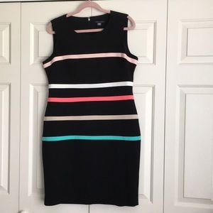 Beautiful fitted A-Line Tommy Hilfiger sleeveless dress. Size 14. Like New!